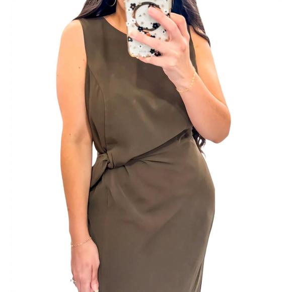 NEW GILLI rsvp midi slit dress in coffee - Picture 2 of 2